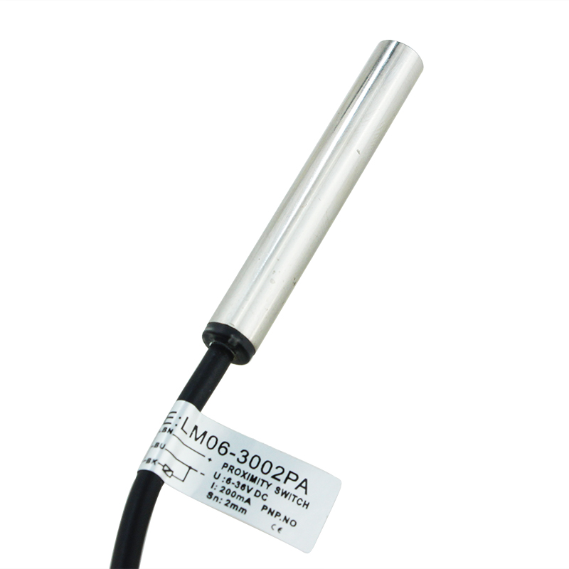 Sensor de cilindro mini Serie LM06 Interruptor de proximidad inductivo LM06-3002PA 