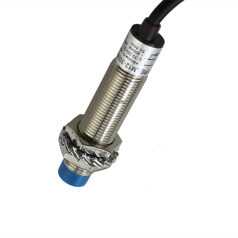 Sensor de proximidad inductivo de metal cilíndrico LM12-3005NA 